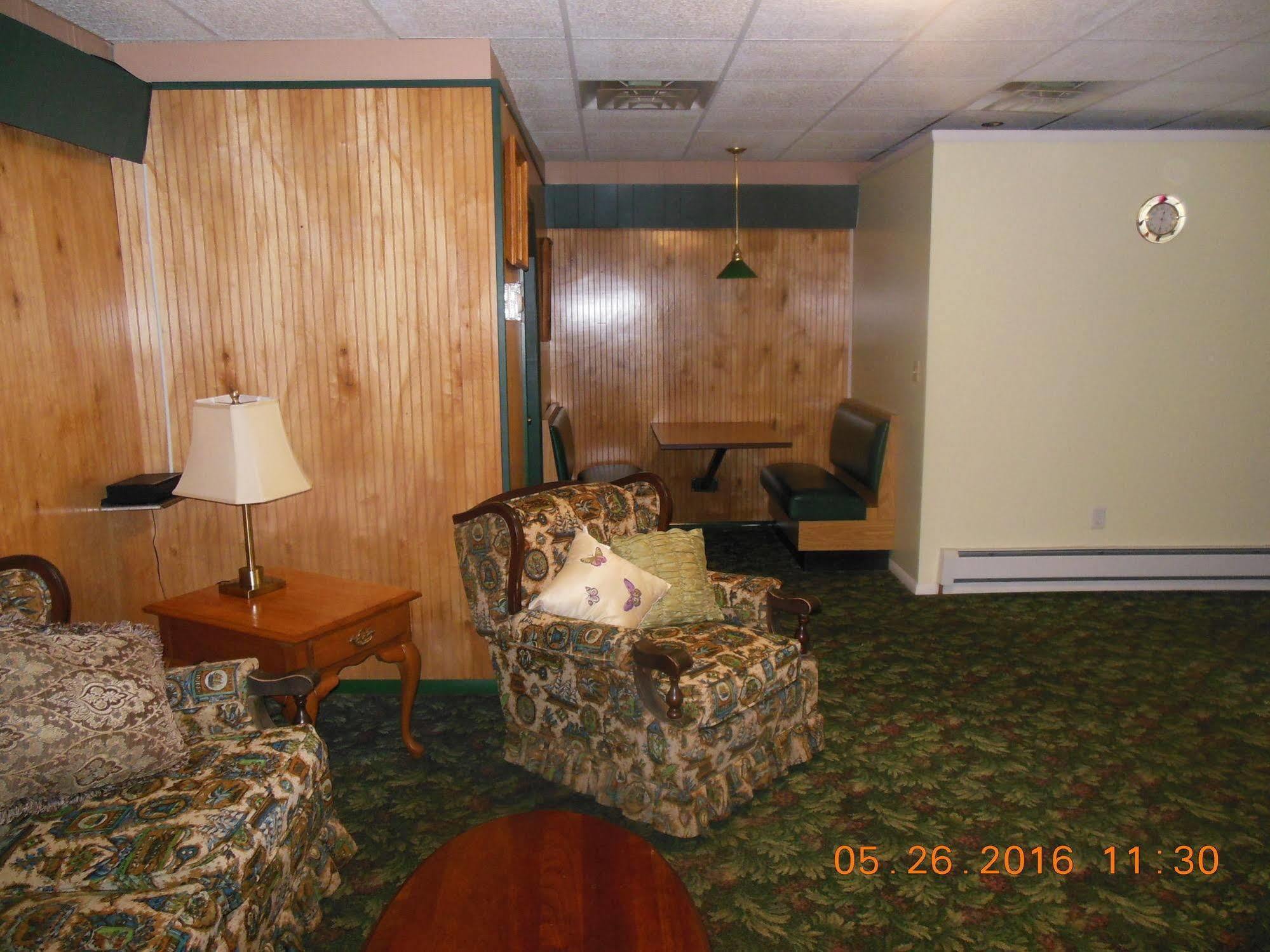 אוסווגו Evergreen Motel מראה חיצוני תמונה