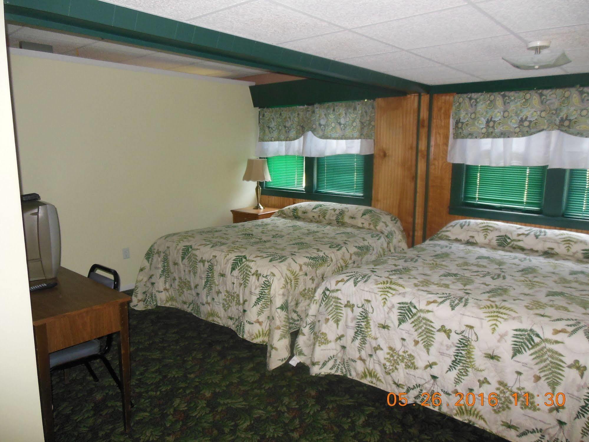 אוסווגו Evergreen Motel מראה חיצוני תמונה