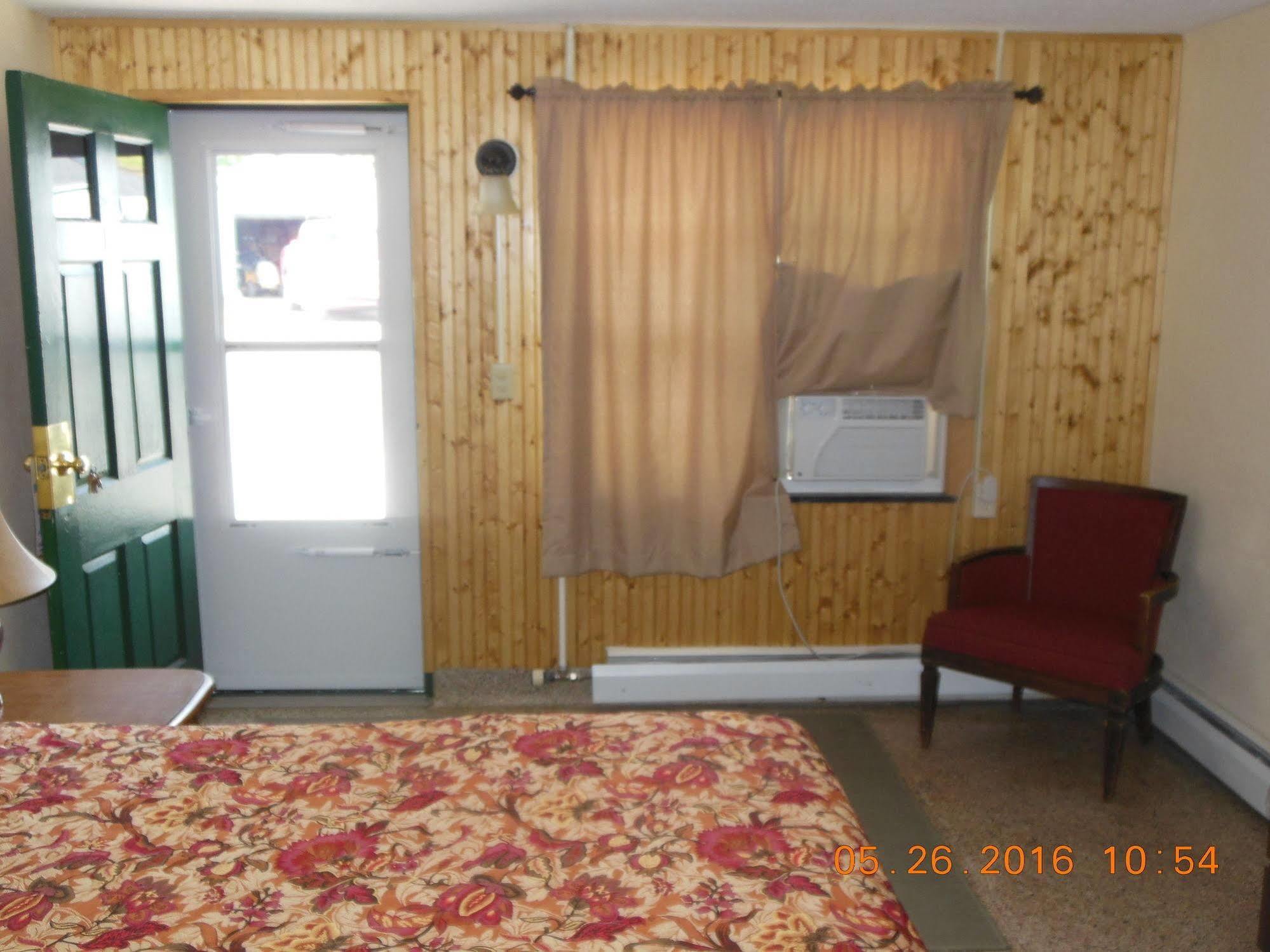 אוסווגו Evergreen Motel מראה חיצוני תמונה