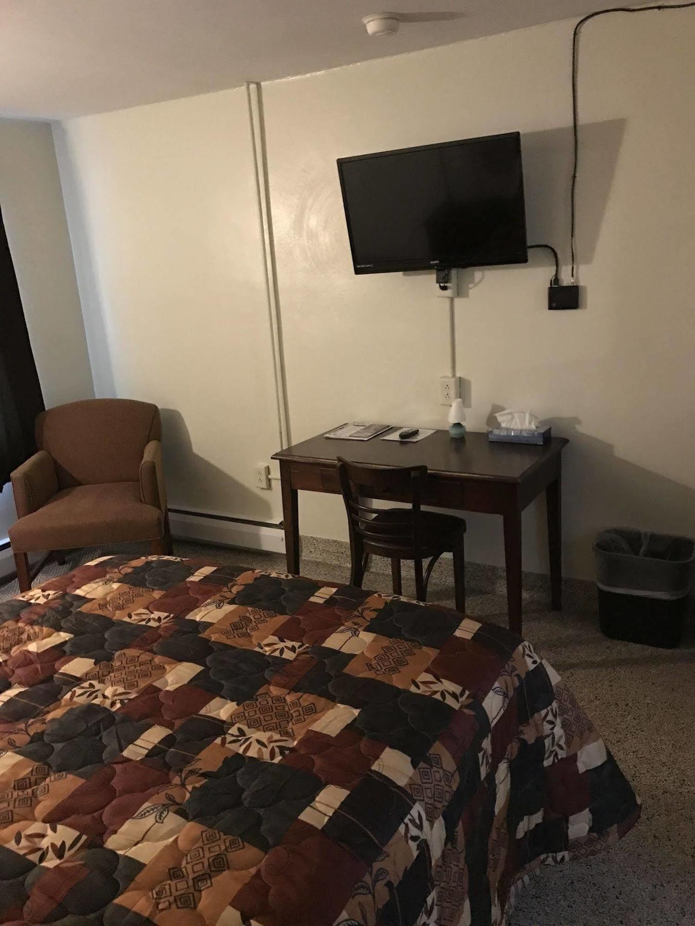 אוסווגו Evergreen Motel מראה חיצוני תמונה