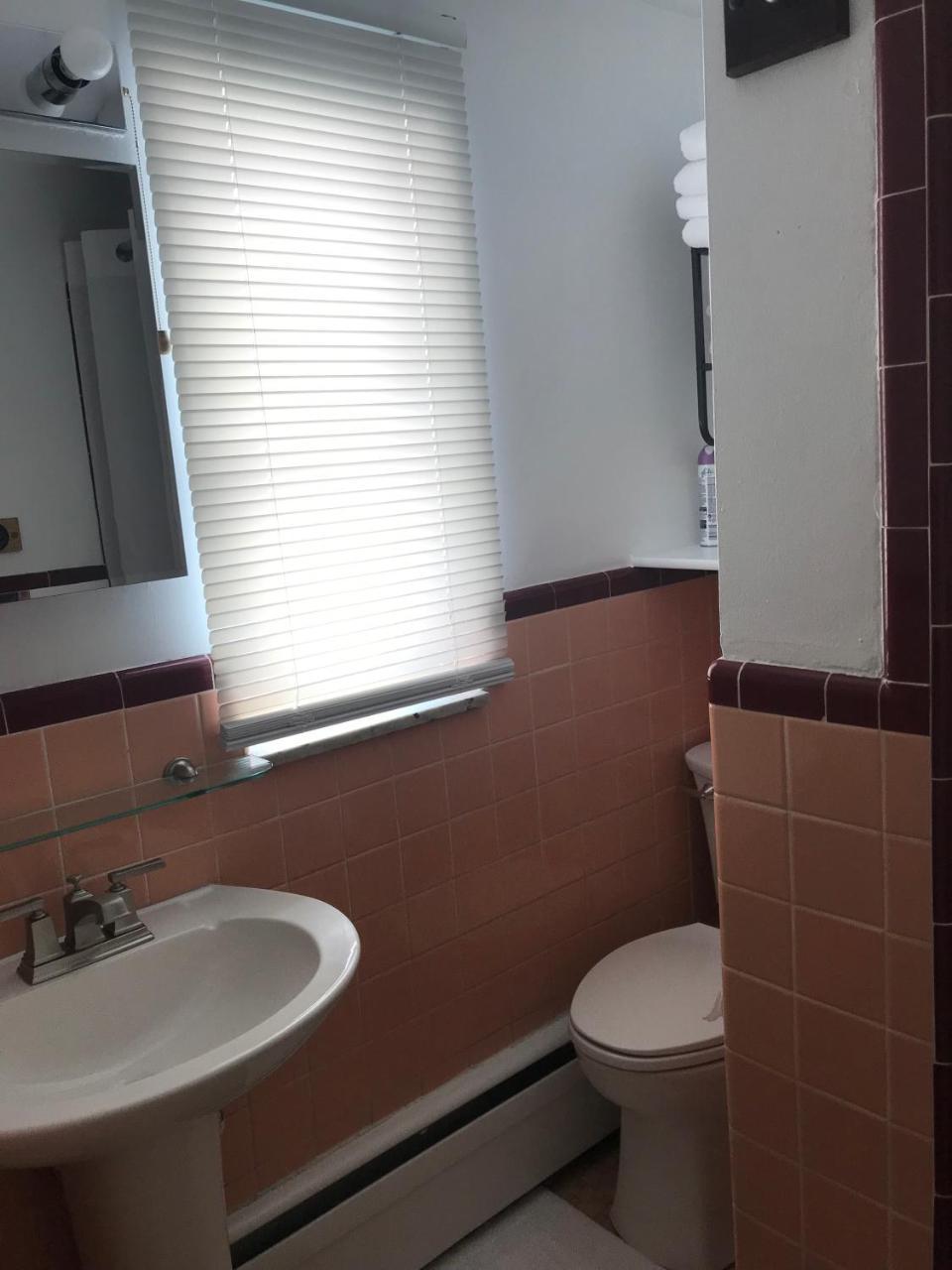 אוסווגו Evergreen Motel מראה חיצוני תמונה