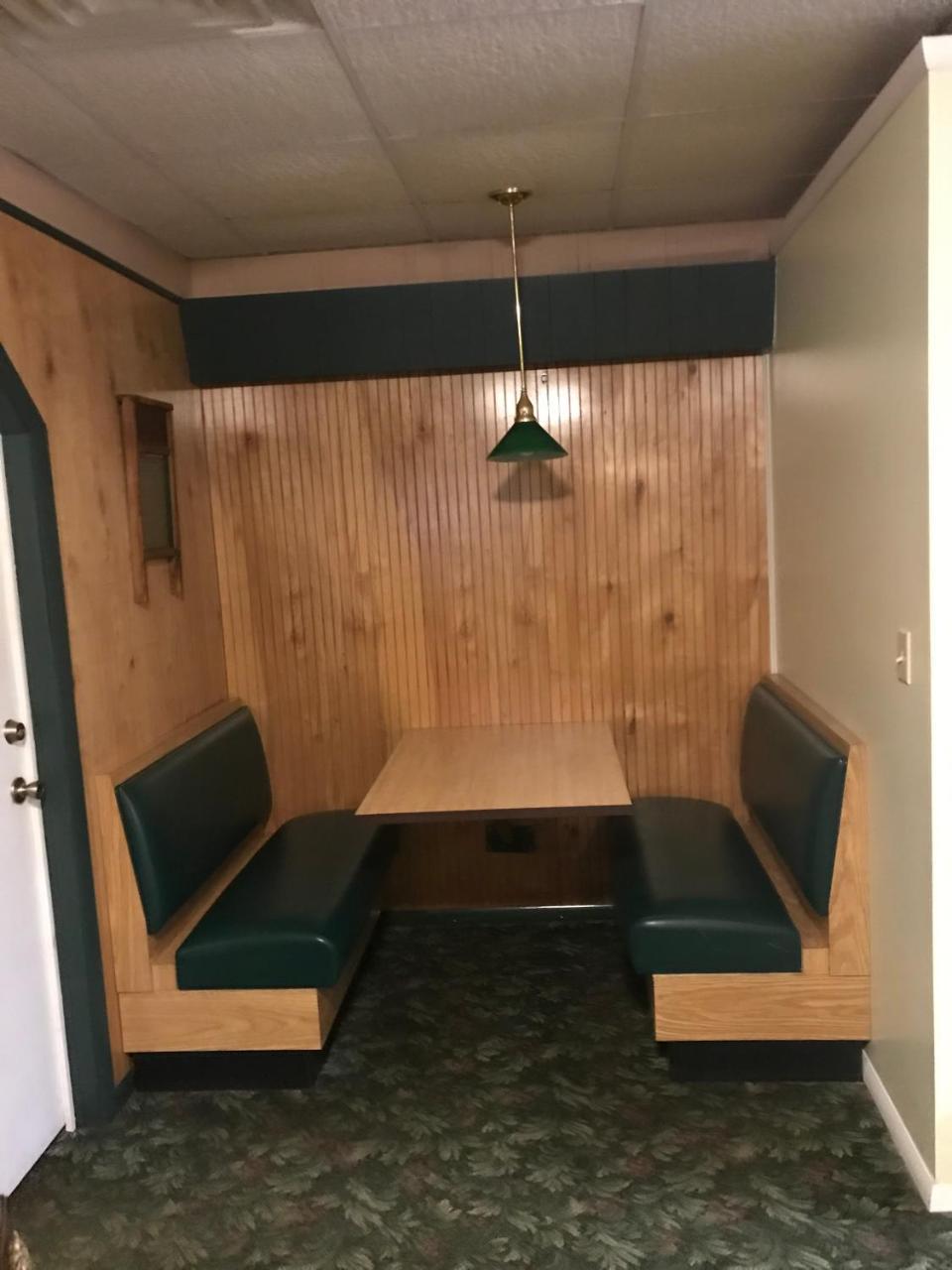 אוסווגו Evergreen Motel מראה חיצוני תמונה