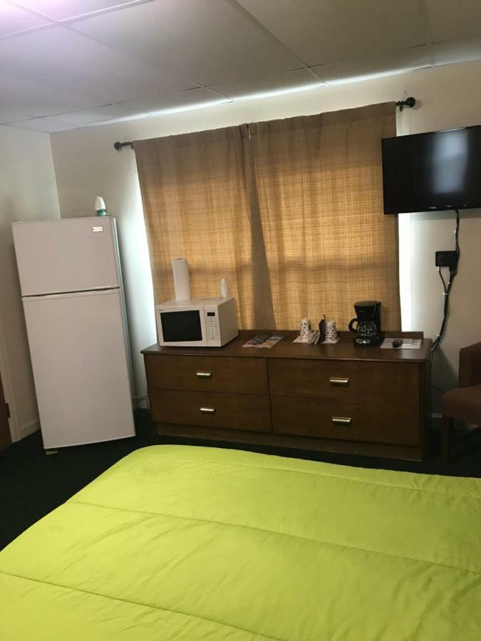 אוסווגו Evergreen Motel מראה חיצוני תמונה