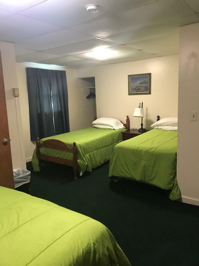 אוסווגו Evergreen Motel מראה חיצוני תמונה